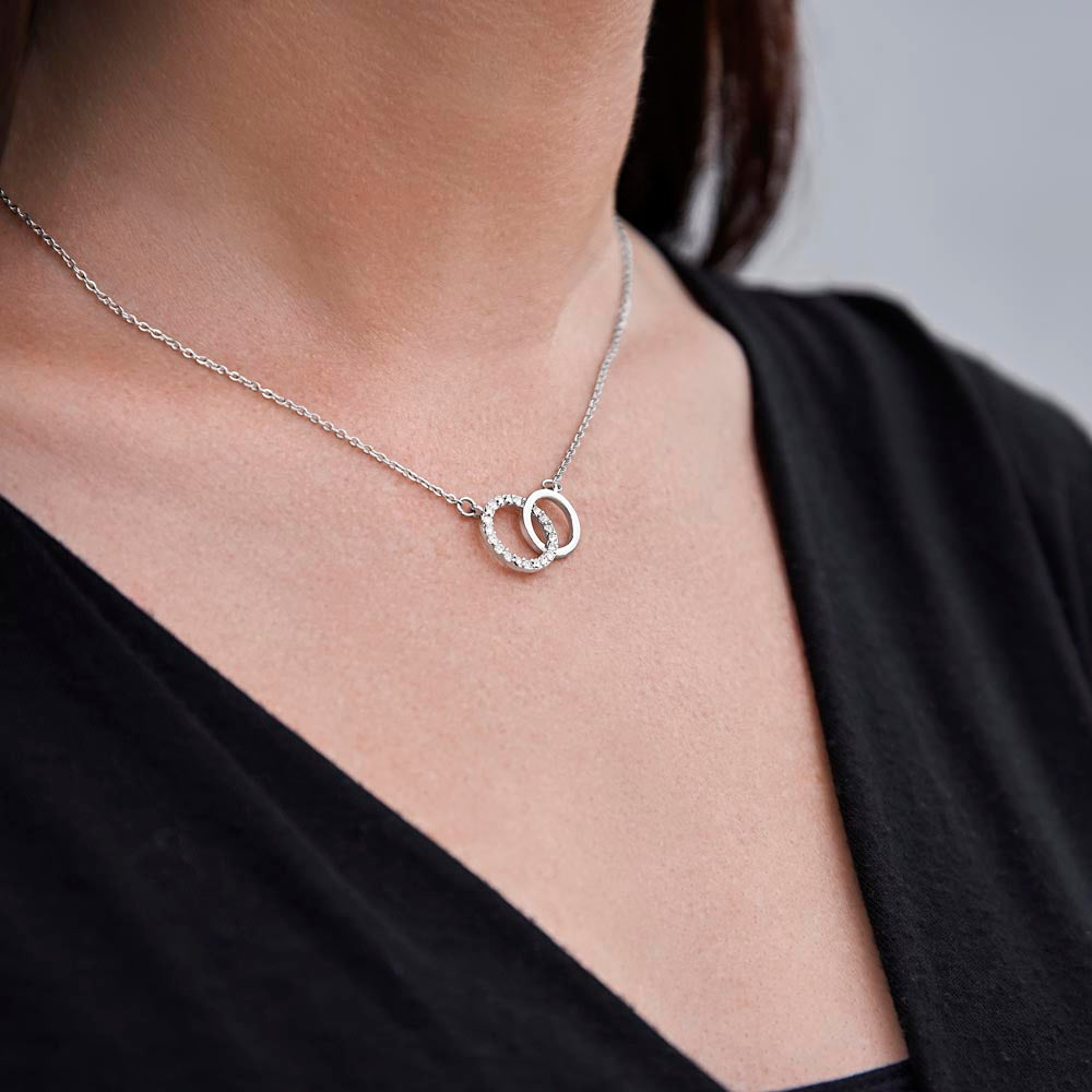 To My Granddaughter, Always Remember This - Infinity Circle Necklace (GD97-P)