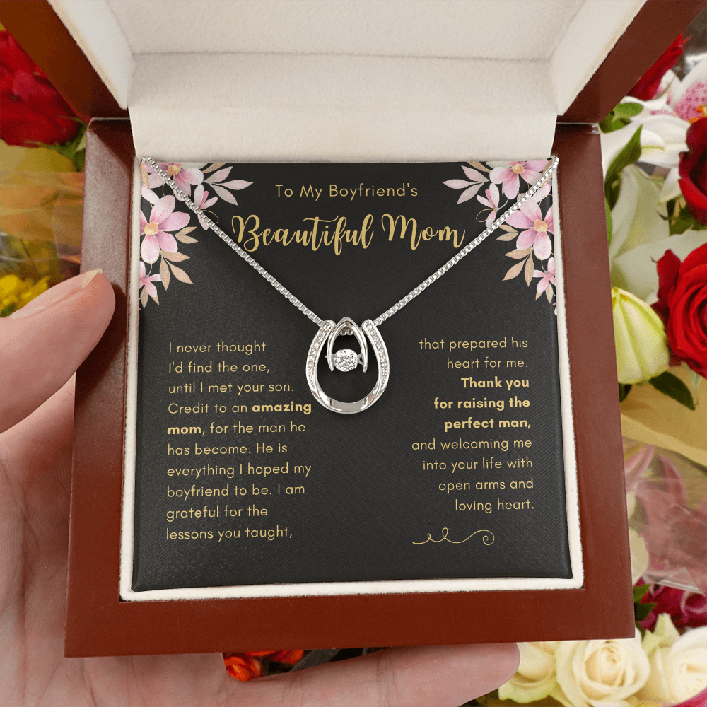 To My Boyfriend's Mom, Thank You For Raising The Perfect Man - Lucky Horseshoe Necklace